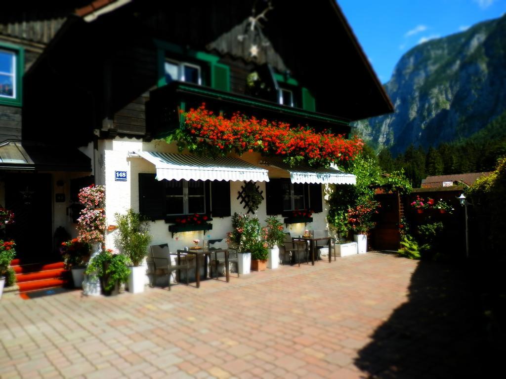 Landhaus Osborne โอเบอร์ทราวน์ ภายนอก รูปภาพ