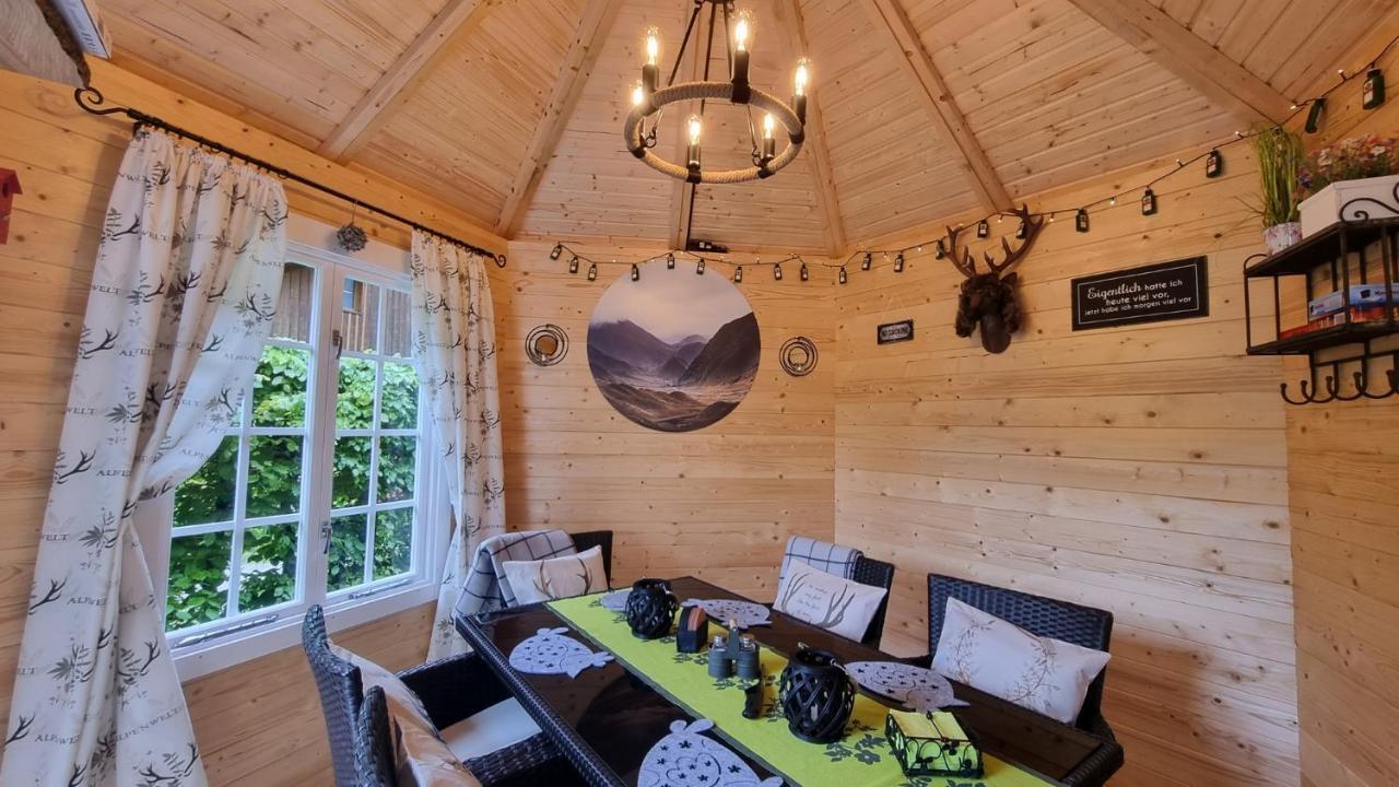 Landhaus Osborne โอเบอร์ทราวน์ ภายนอก รูปภาพ